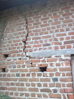 Crack on the wall